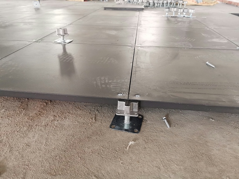 未來星OA網(wǎng)絡(luò)地板施工現(xiàn)場(chǎng)圖