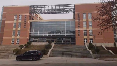 未來星賣的不只是防靜電地板，還有服務！